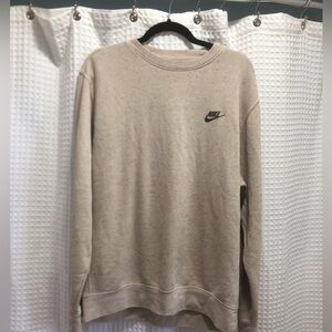 Men’s medium Nike crew neck sweatshirt
